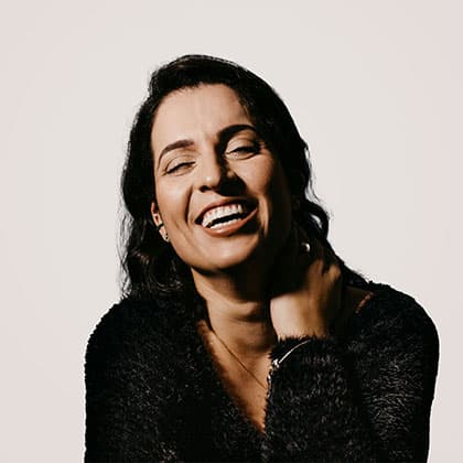 FV2000 smart robotic lawn mower user praising obstacle avoidance